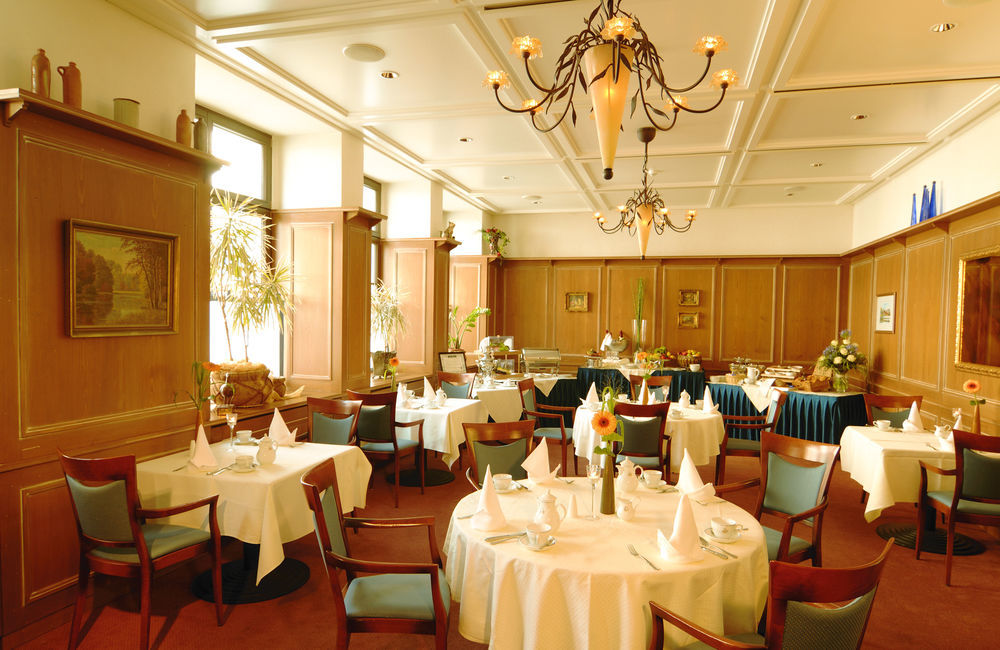 Gasthaus Zum Schwan Oschatz Exteriör bild